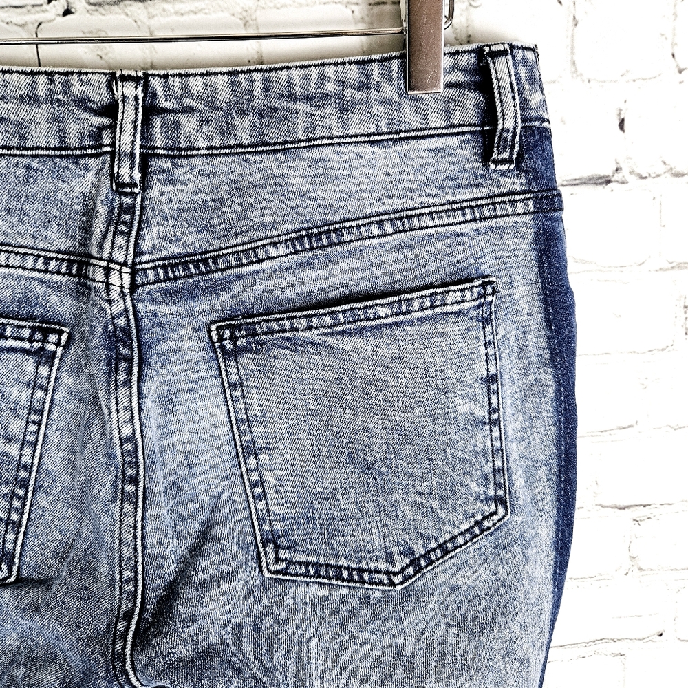 ASOS | stone/ acid wash stretch raw cutoff hem maternity skinny cropped jeans